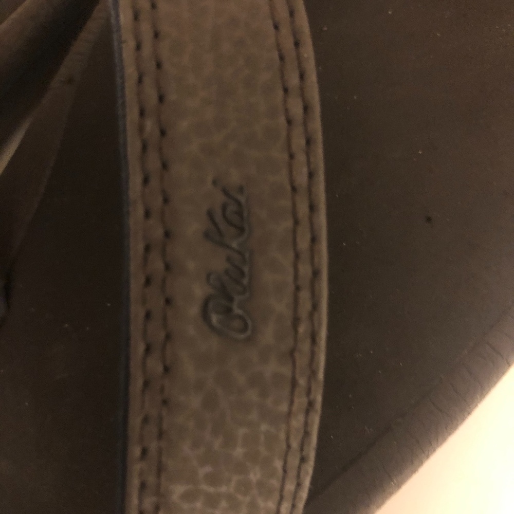 Unisex Brown Kid’s Oluakai Flip Flops Brown Like New Size 3